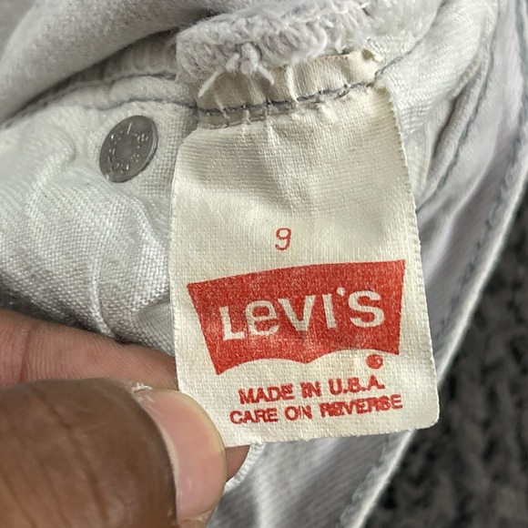 Vintage Levi's 501 Women's 24x29 Jeans White Off-White USA Made Button Fly Stain - Picture 4 of 12